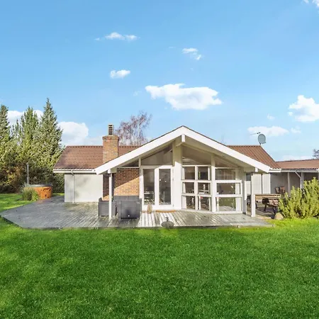 Beautiful In With Sauna