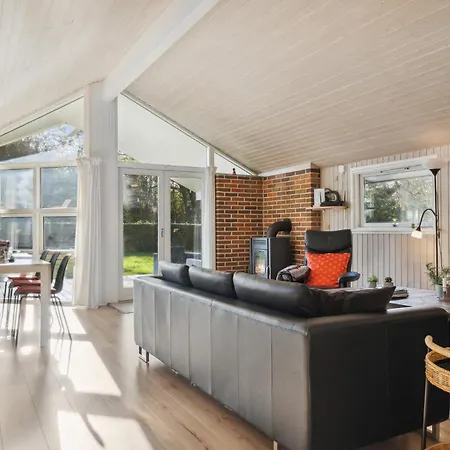 Beautiful In With Sauna Casa de Férias Nordenbro Vesteregn