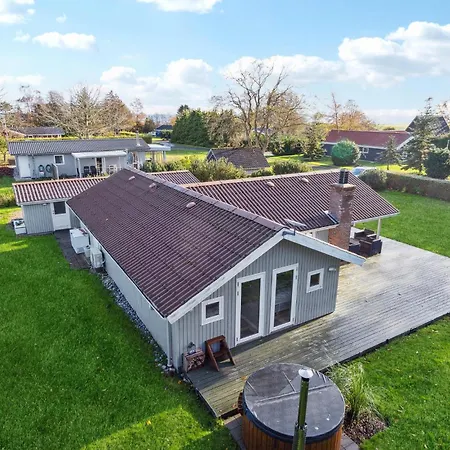 Beautiful In With Sauna *