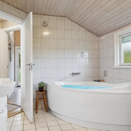 Smukt Hjem I Med Sauna *