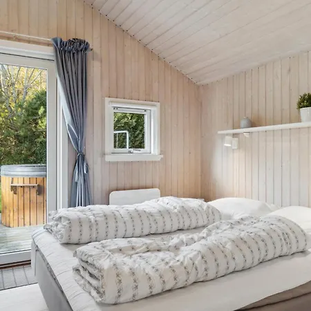 Beautiful In With Sauna Casa de Férias