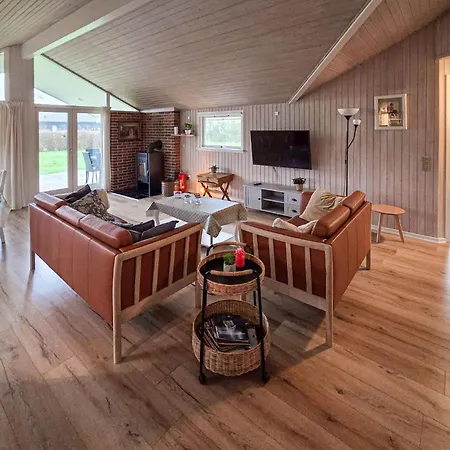 Beautiful In With Sauna Vakantiehuis *