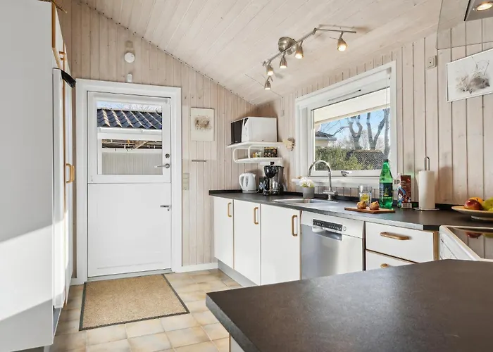 Beautiful In With Sauna Humble