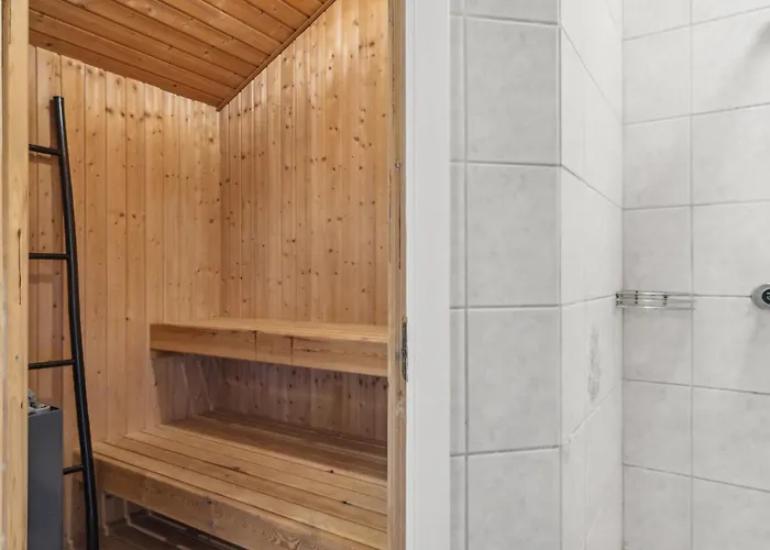 Holiday home Beautiful In With Sauna Humble