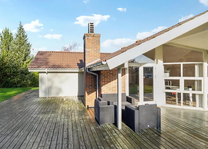 Beautiful In With Sauna Holiday home