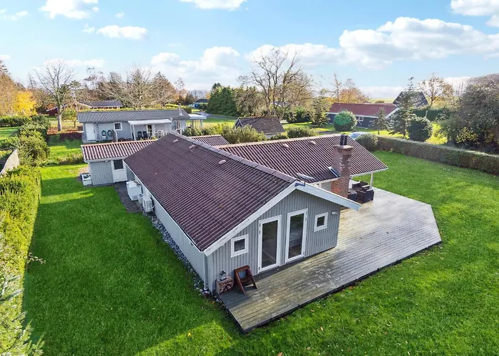 Beautiful In With Sauna * Humble